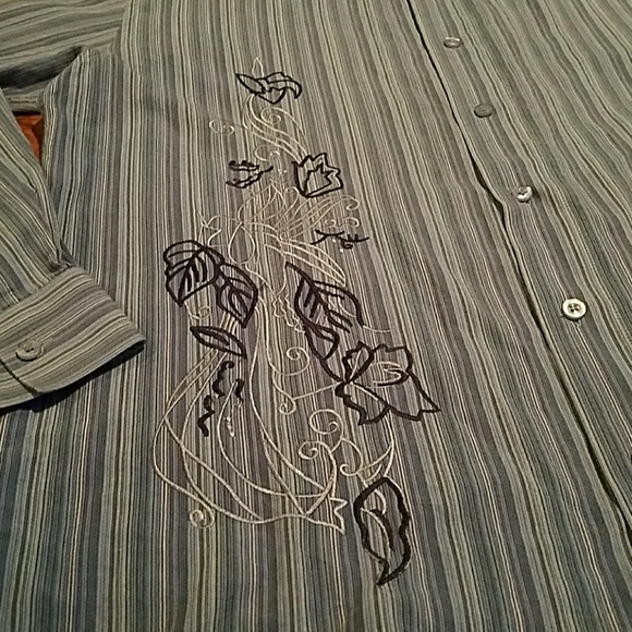 Multiple blues pinstripes with embroidery - Picture 3 of 5
